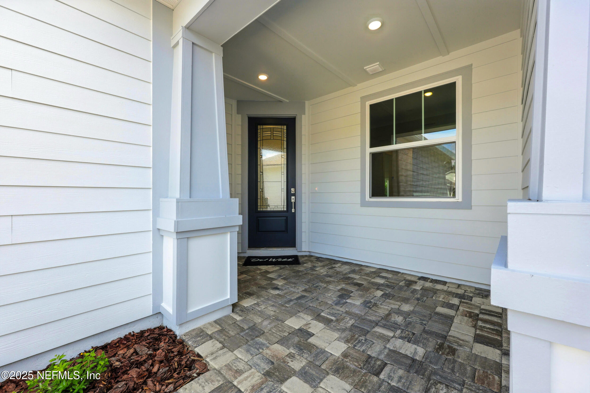 81 GLENHURST Avenue