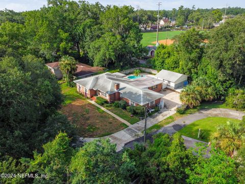 A home in Jacksonville