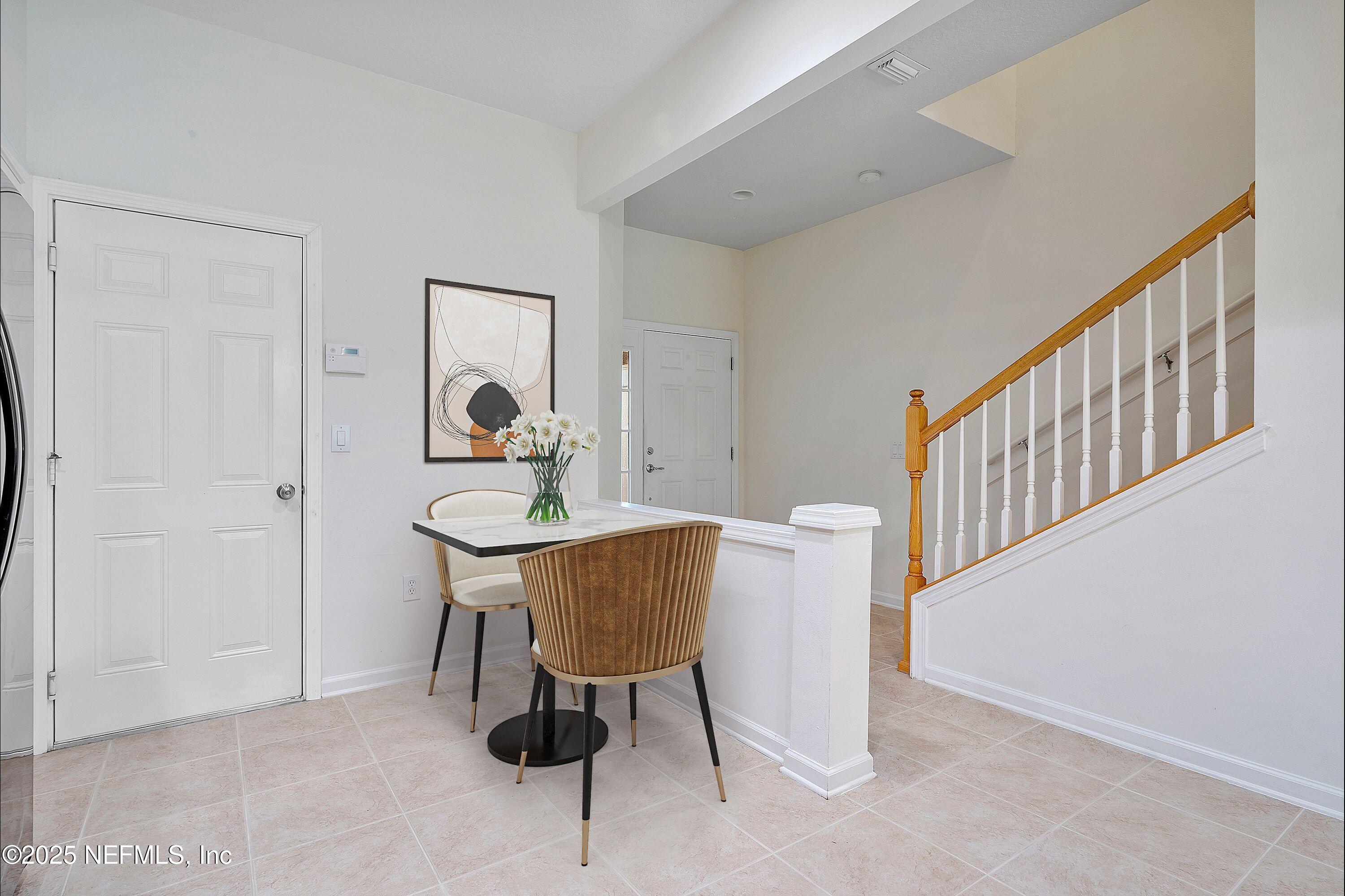 7073 ROUNDLEAF Drive