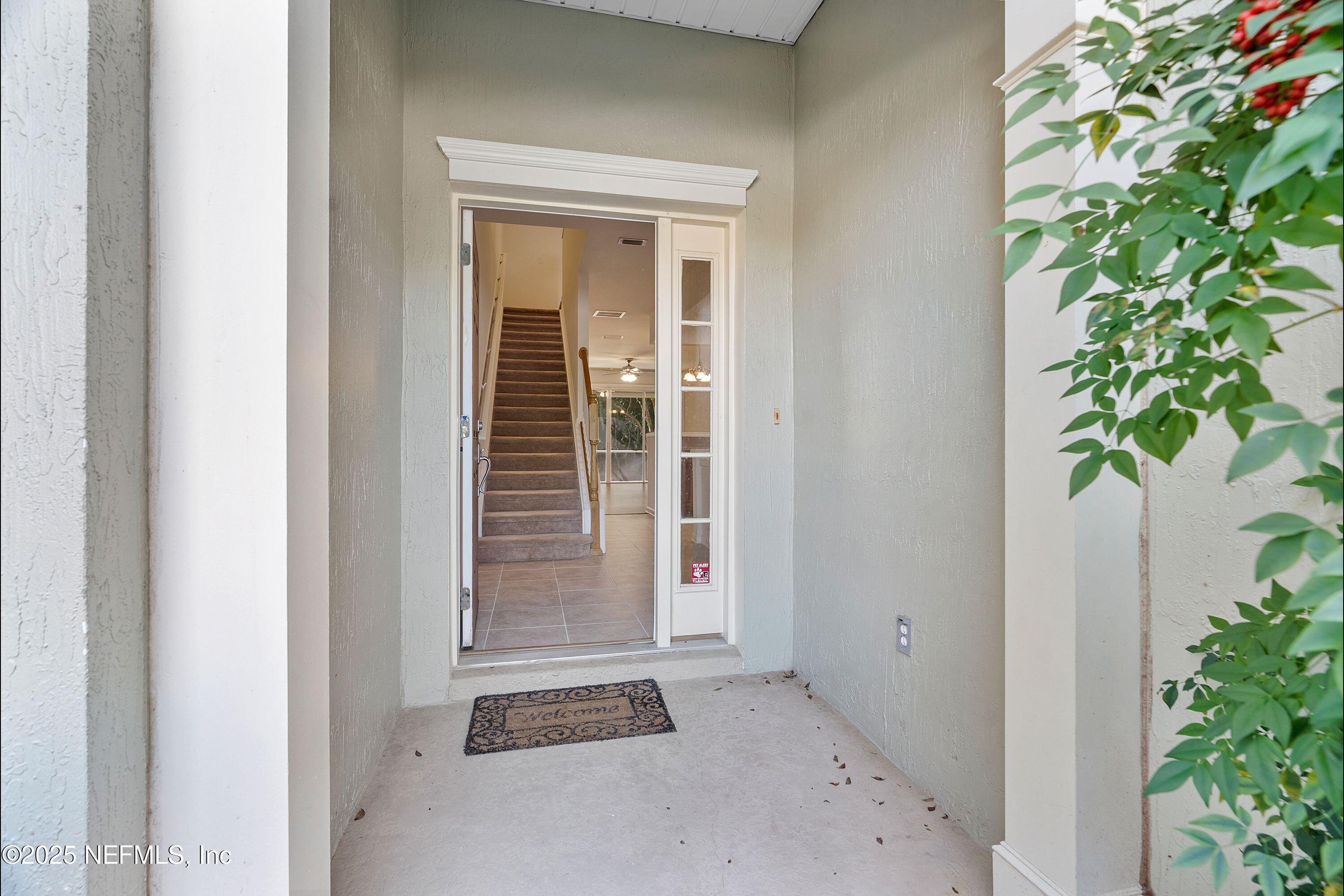 7073 ROUNDLEAF Drive