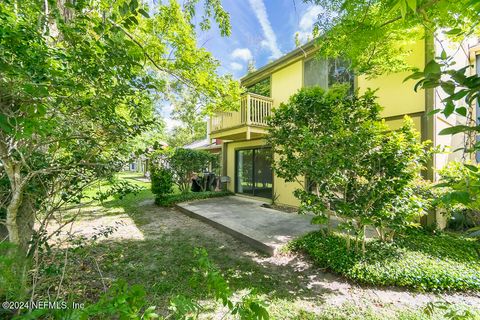 A home in Jacksonville