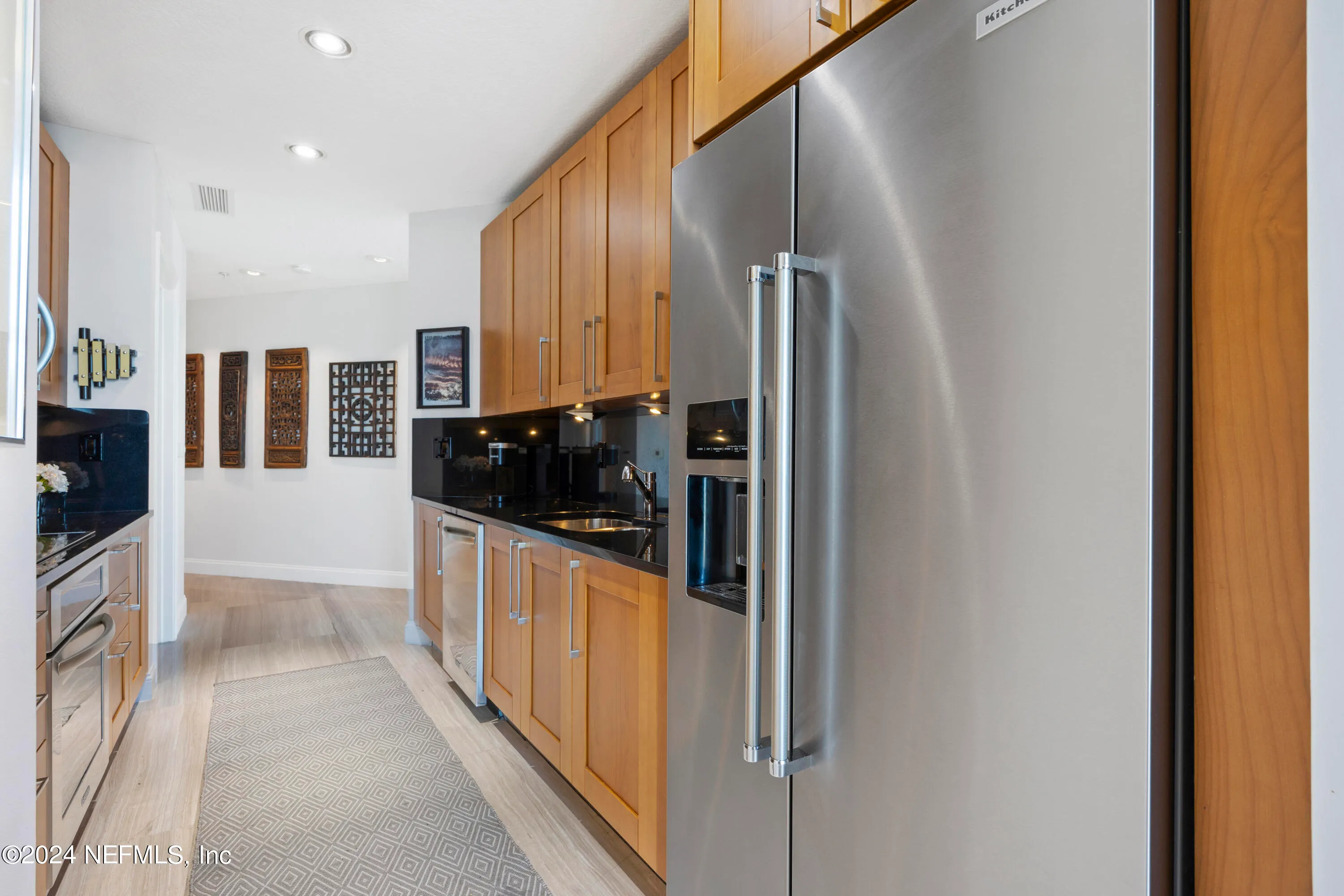 Jacksonville, Florida 32207, United States, 3 Bedrooms Bedrooms, ,4 BathroomsBathrooms,Residential,Active,41802