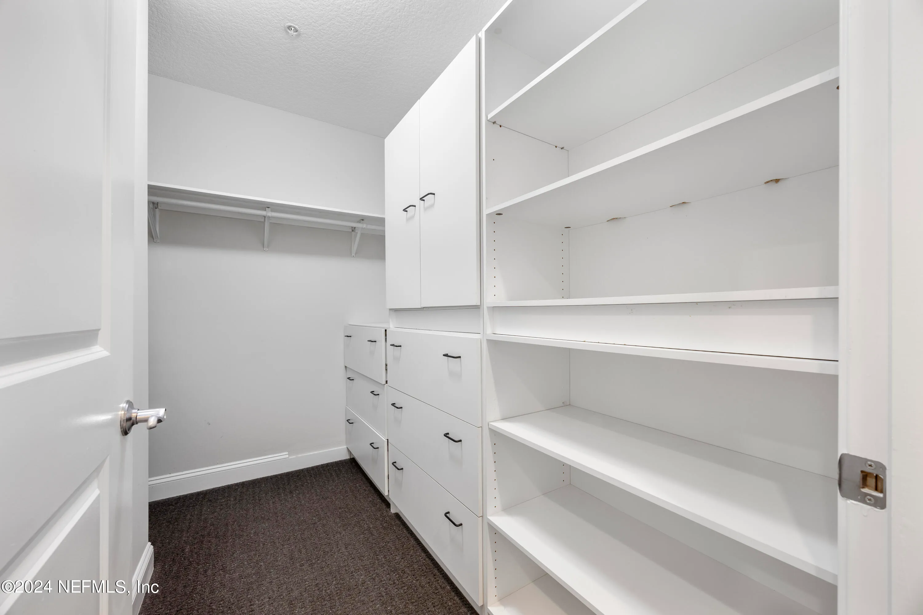 Jacksonville, Florida 32207, United States, 3 Bedrooms Bedrooms, ,4 BathroomsBathrooms,Residential,Active,41802