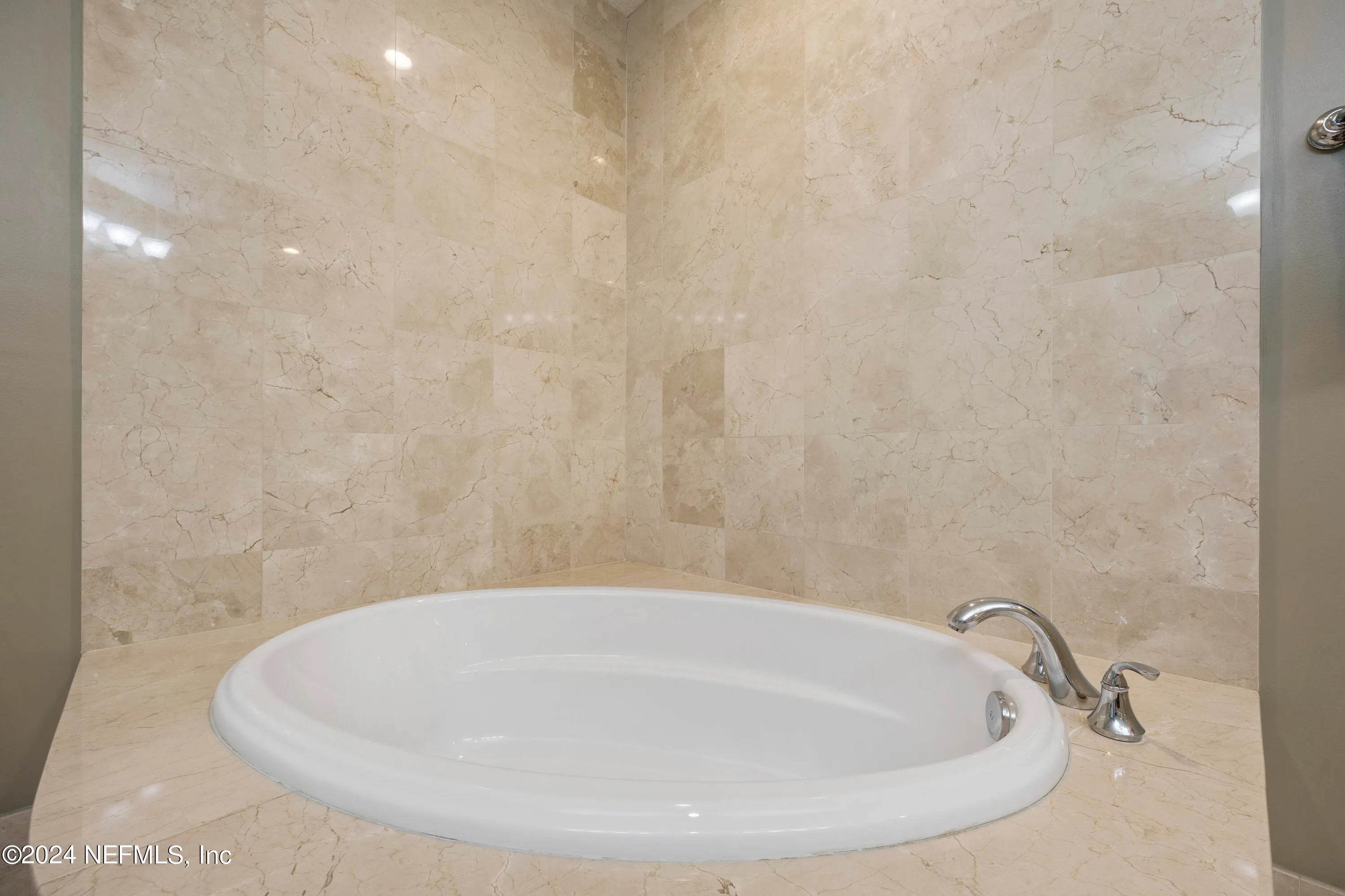 Jacksonville, Florida 32207, United States, 3 Bedrooms Bedrooms, ,4 BathroomsBathrooms,Residential,Active,41802