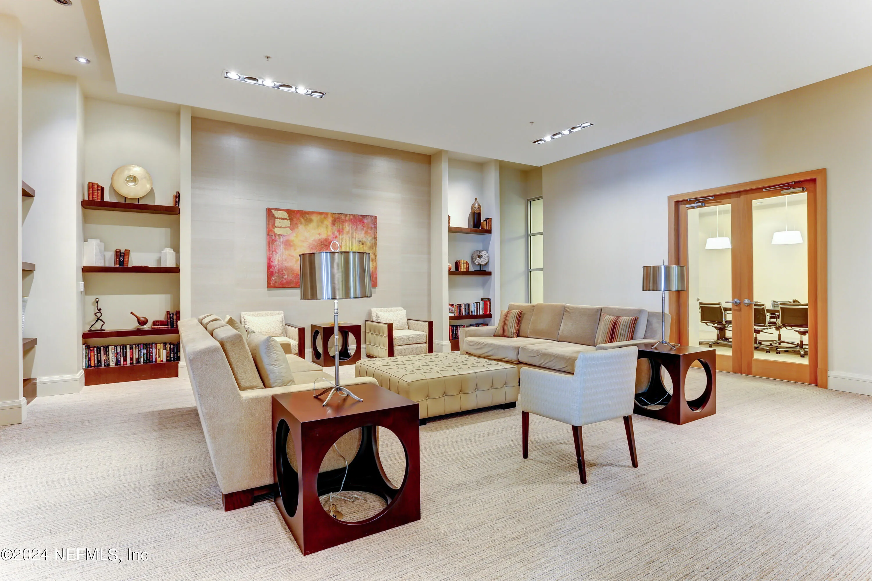 Jacksonville, Florida 32207, United States, 3 Bedrooms Bedrooms, ,4 BathroomsBathrooms,Residential,Active,41802