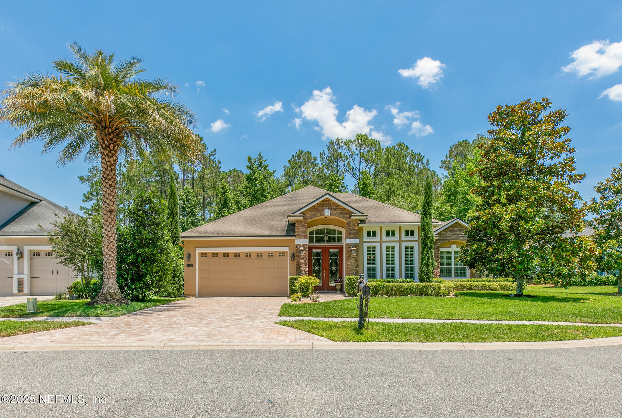 117 PINETA Way