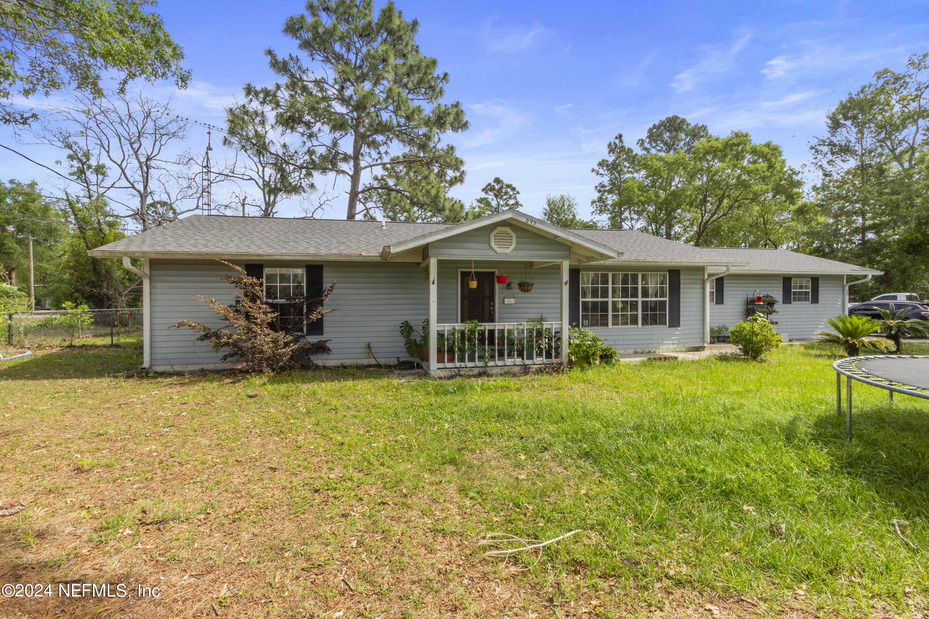 Keystone Heights, FL home for sale located at 695 SE 41st Street, Keystone Heights, FL 32656