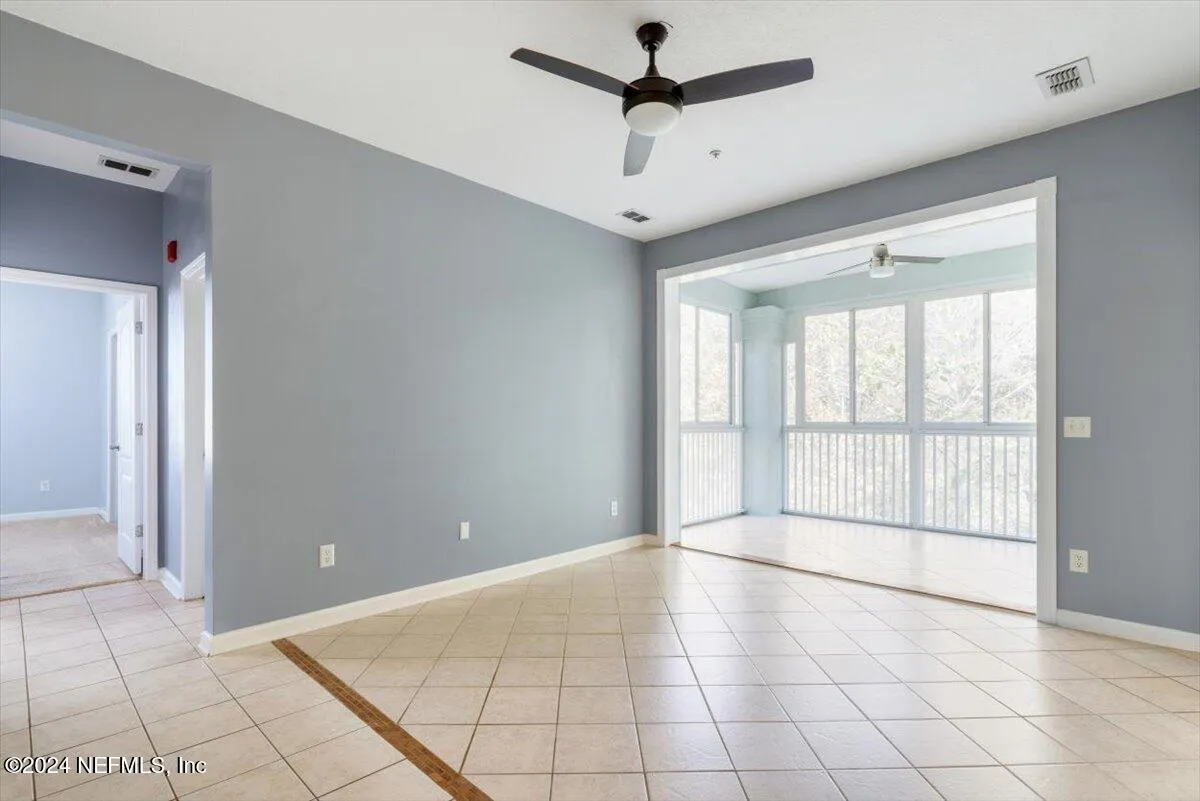 Jacksonville, Florida 32216, United States, 3 Bedrooms Bedrooms, ,2 BathroomsBathrooms,Residential,Pending,28704