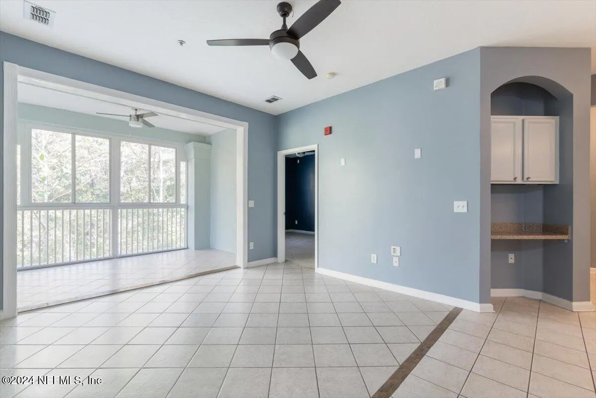 Jacksonville, Florida 32216, United States, 3 Bedrooms Bedrooms, ,2 BathroomsBathrooms,Residential,Pending,28704