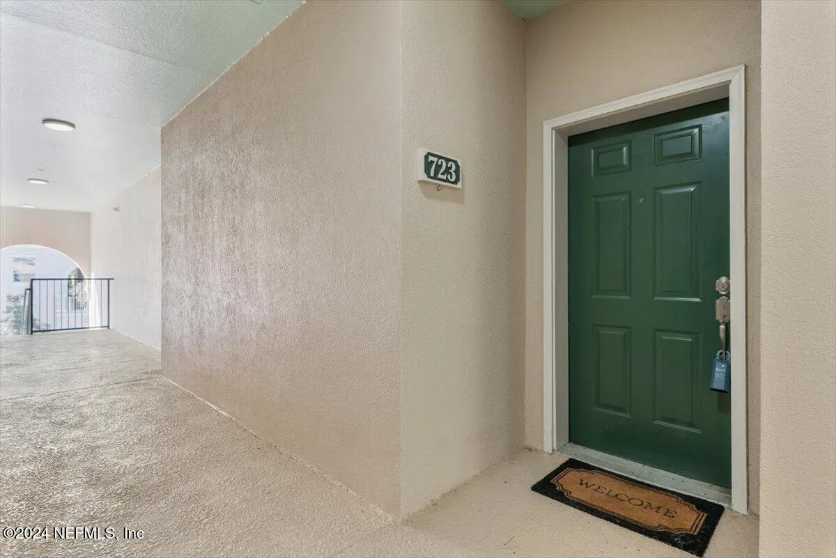 Jacksonville, Florida 32216, United States, 3 Bedrooms Bedrooms, ,2 BathroomsBathrooms,Residential,Pending,28704