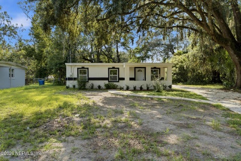 Photo of 5846 ABELIA Road, Jacksonville, FL 32209 (MLS # 2161346)