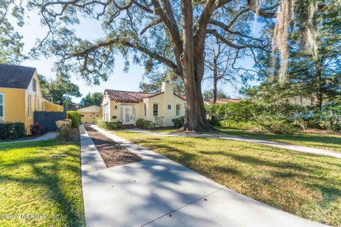 Photo of 1916 SAN MARCO Place, Jacksonville, FL 32207 (MLS # 2166841)