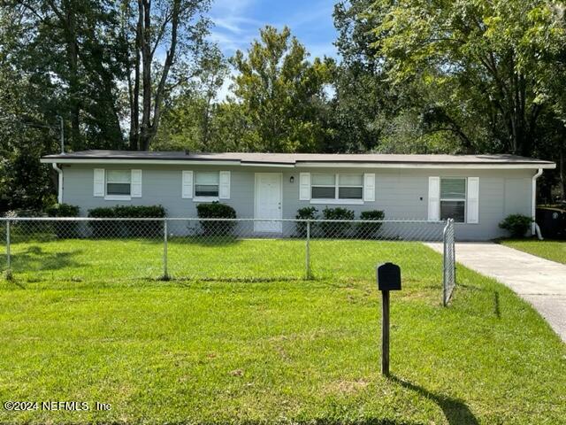 Jacksonville, FL home for sale located at 6928 Goldilocks Lane, Jacksonville, FL 32210