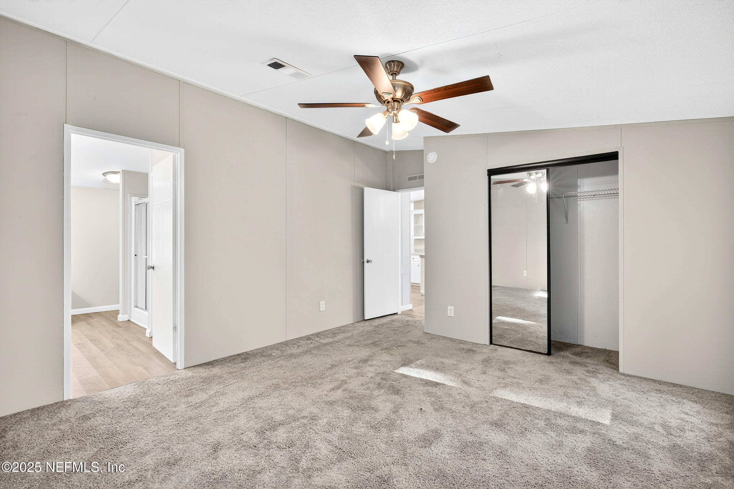 2562 HIBISCUS Avenue