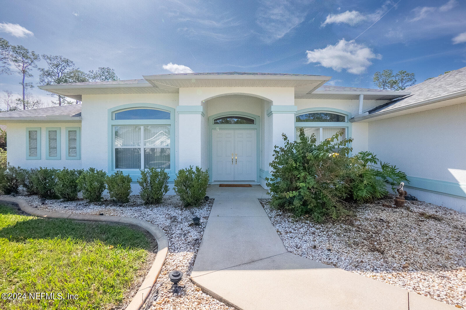 Palm Coast, FL home for sale located at 17 EDGE Lane, Palm Coast, FL 32164
