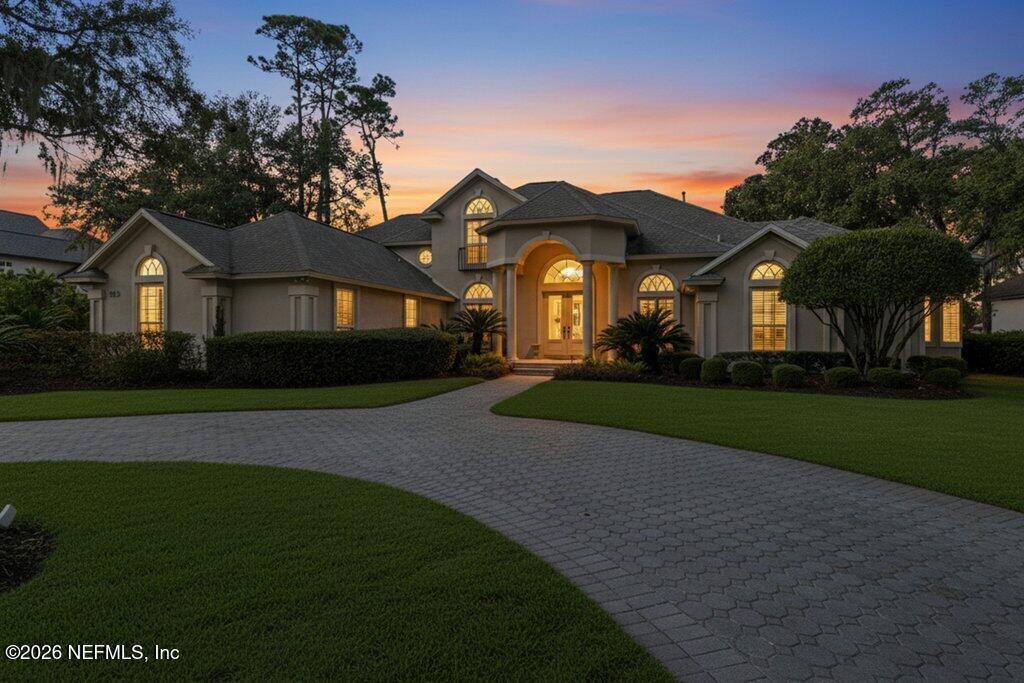 205 ROYAL TERN Road N