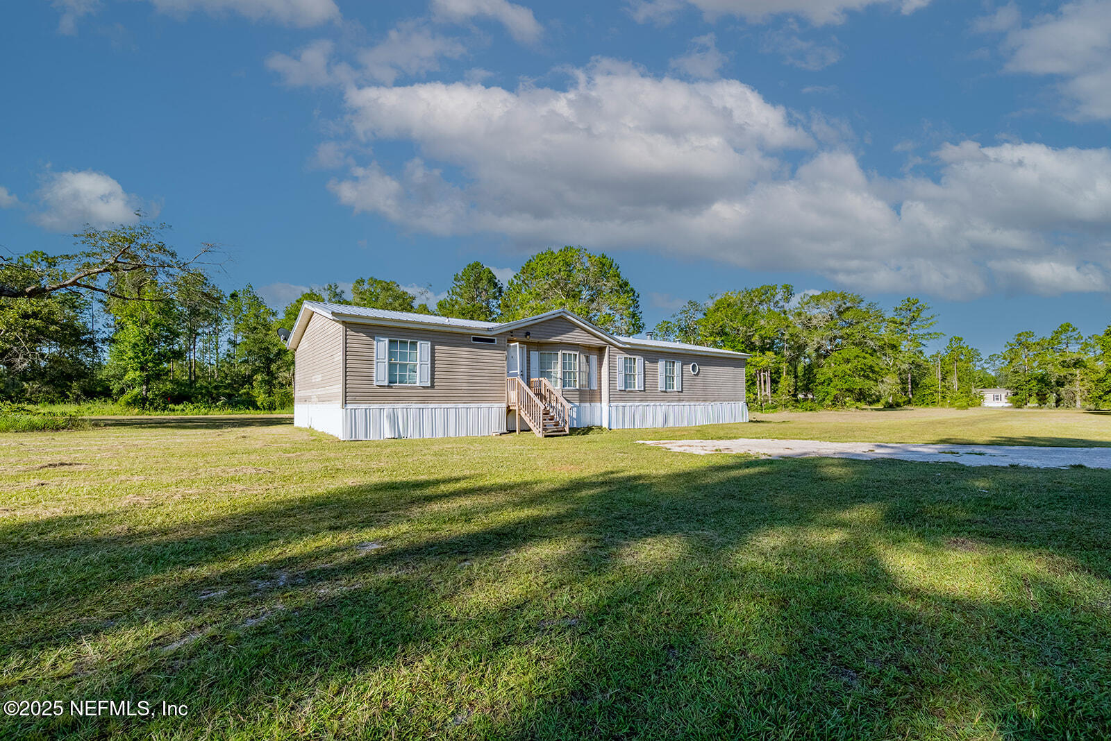 5685 NW 175TH Terrace