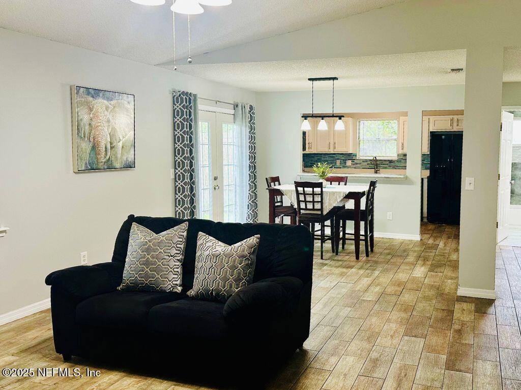 3236 MERGANZER Trail