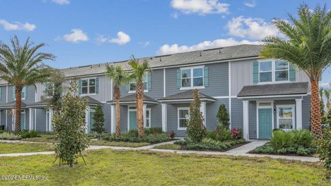 Townhouse in Middleburg FL 885 RIVERTREE Place 1.jpg