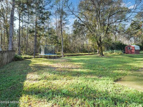 A home in Middleburg