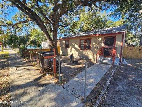 Photo of 1045 WINTHROP Street, Jacksonville, FL 32206 (MLS # 2129073)