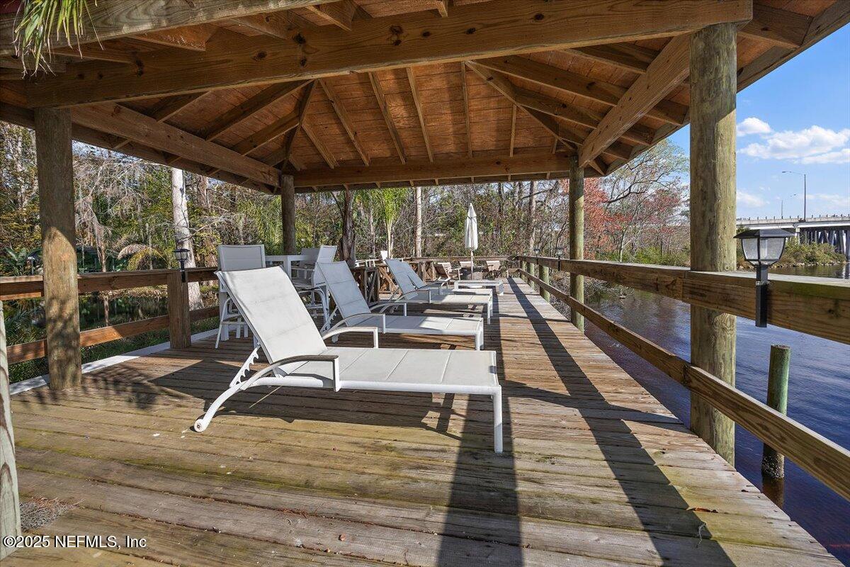 2778 HOLLY POINT Road W