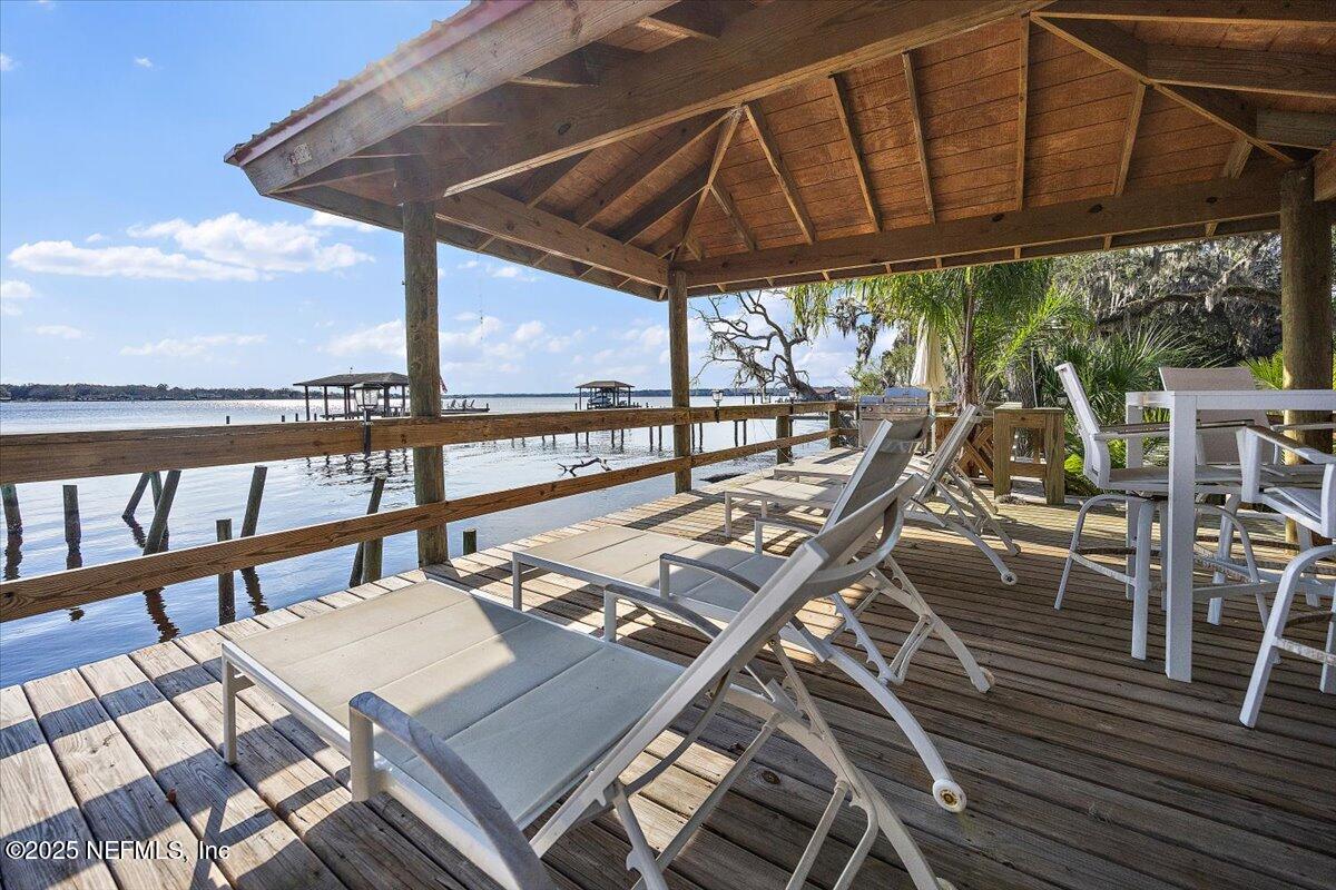 2778 HOLLY POINT Road W