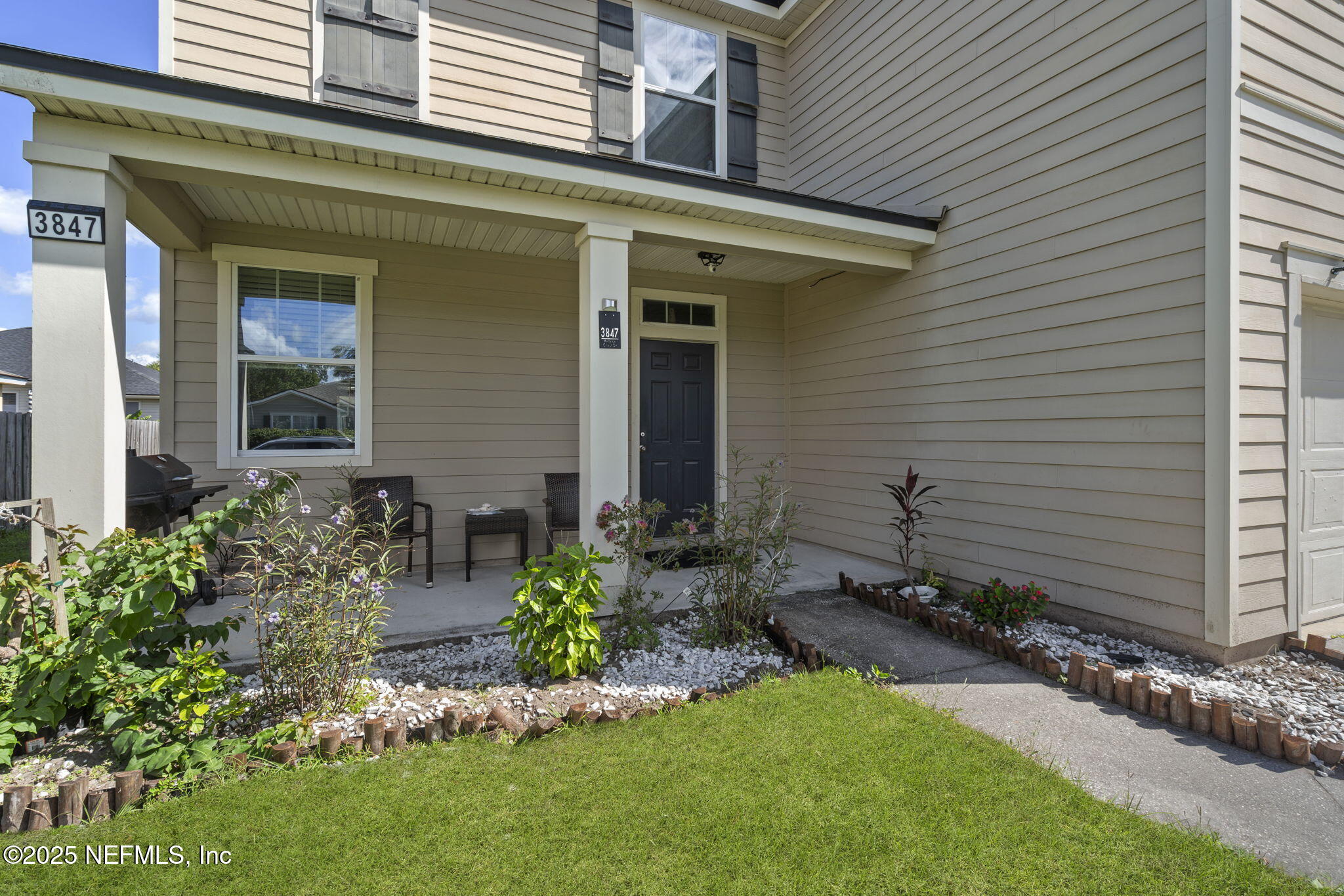 3847 FALCON CREST Drive