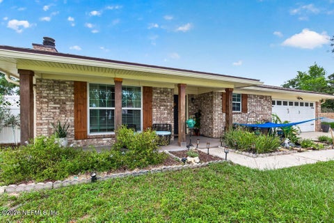 Photo of 8957 WINROCK Drive N, Jacksonville, FL 32216 (MLS # 2165235)