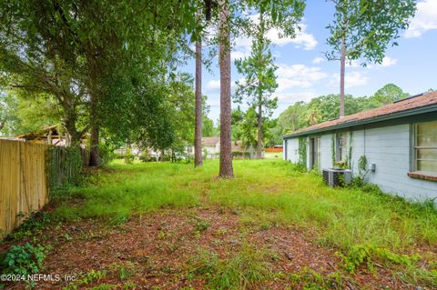 A home in Middleburg