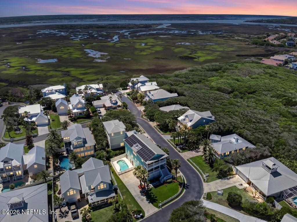 209 GULL Circle