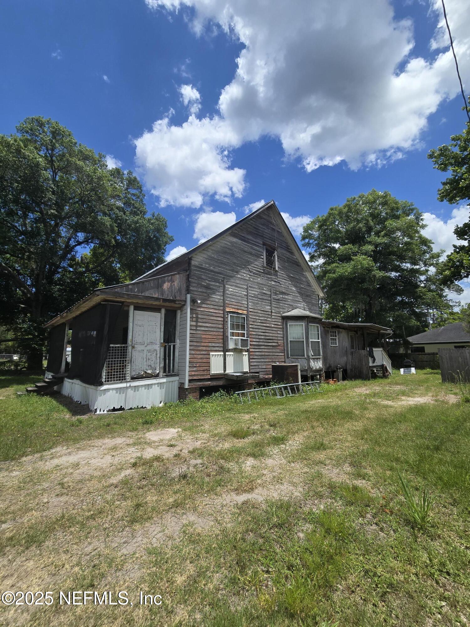 374 N CHERRY Street