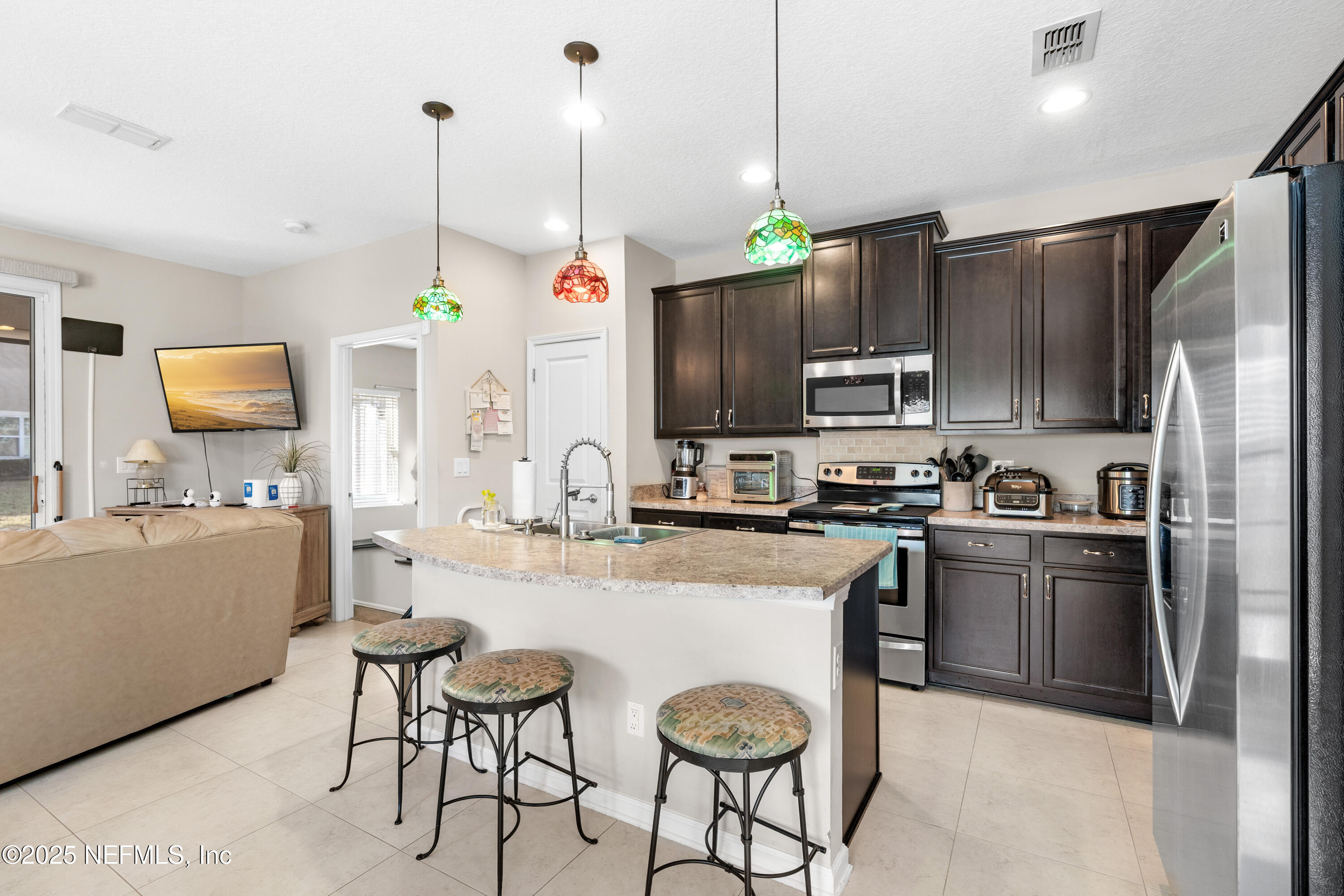 3165 CHESTNUT RIDGE Way