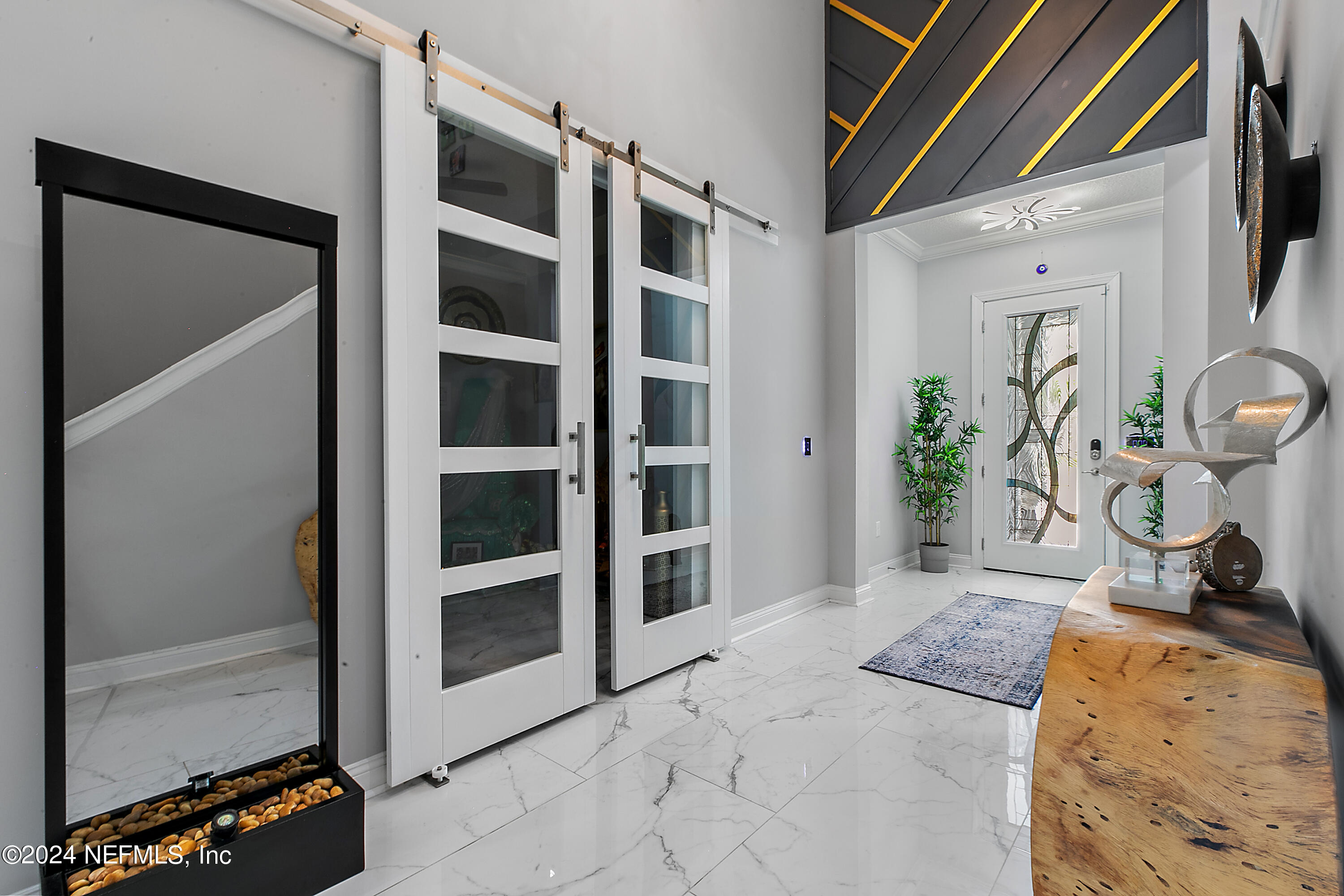 10468 SILVERBROOK Trail