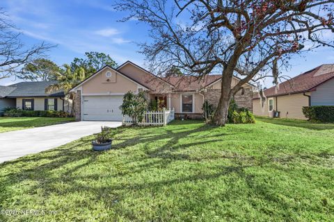Photo of 407 NAUGATUCK Drive, Jacksonville, FL 32225 (MLS # 2129953)