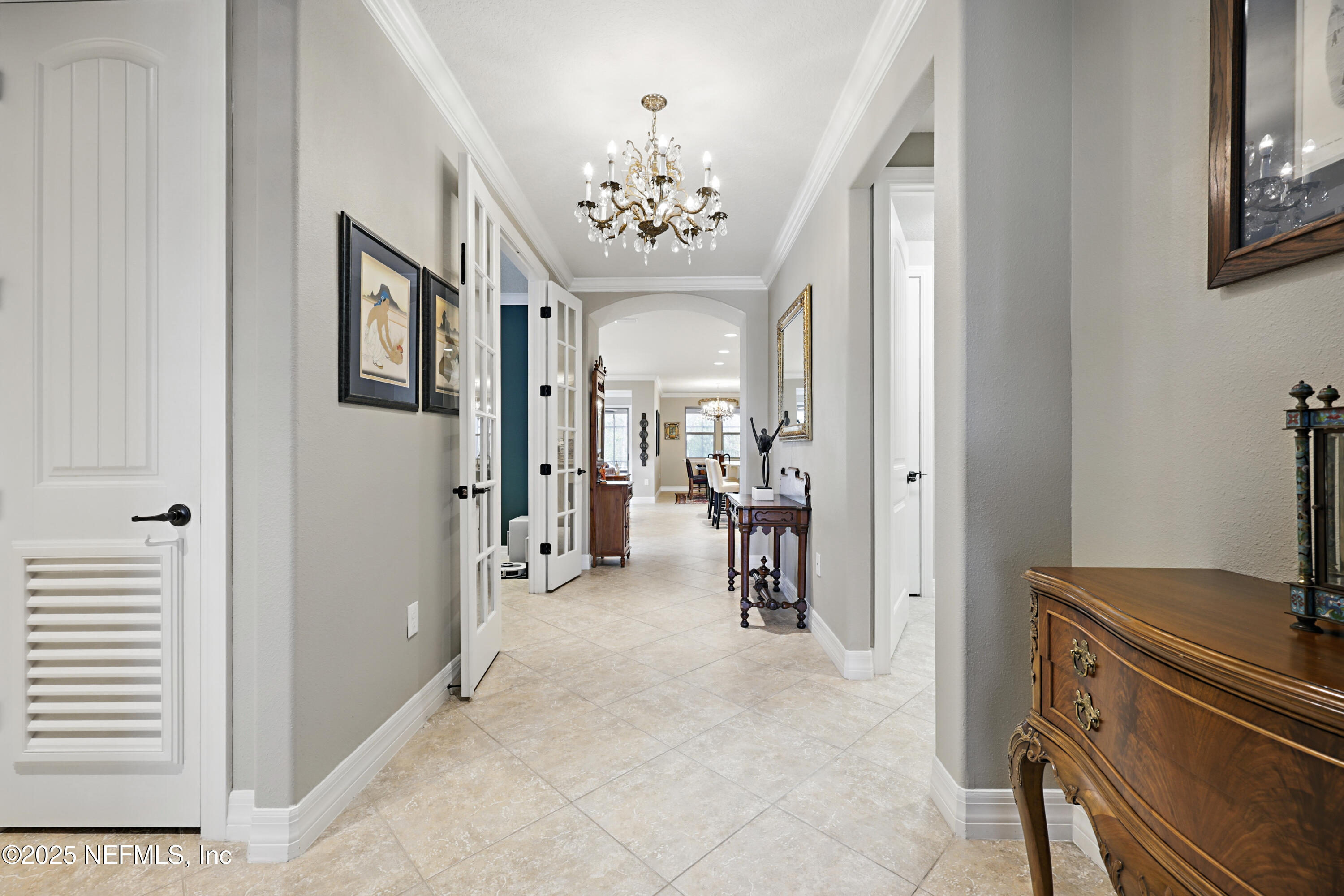 433 WINDING PATH Drive