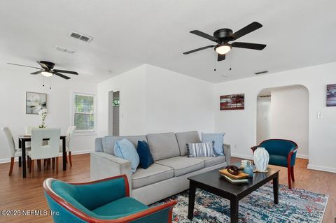 Photo of 138 W 17TH Street, Jacksonville, FL 32206 (MLS # 2115133) Photo of 138 W 17TH Street, Jacksonville, FL 32206 (MLS # 2115133)