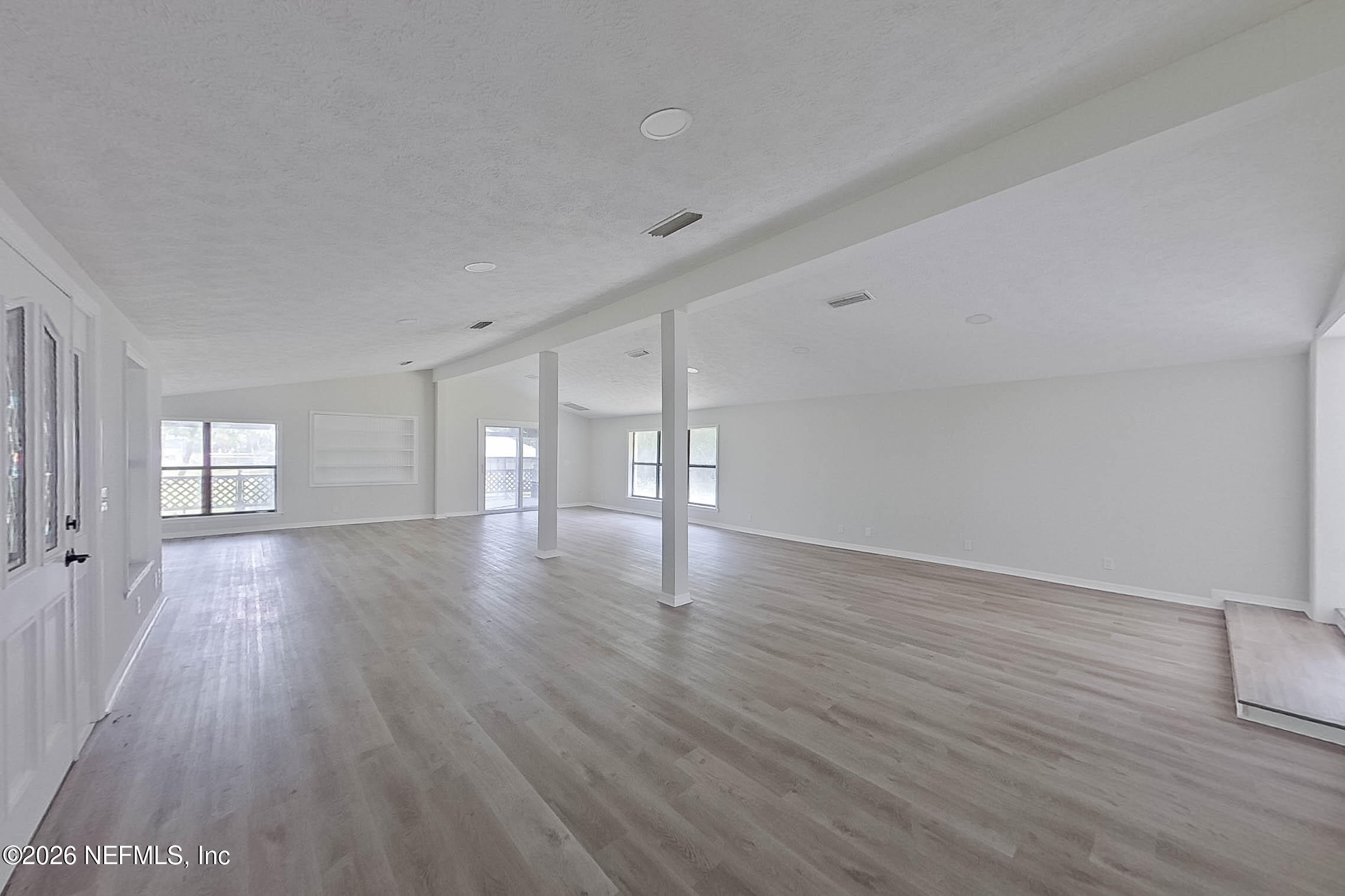 6249 LAKE Drive