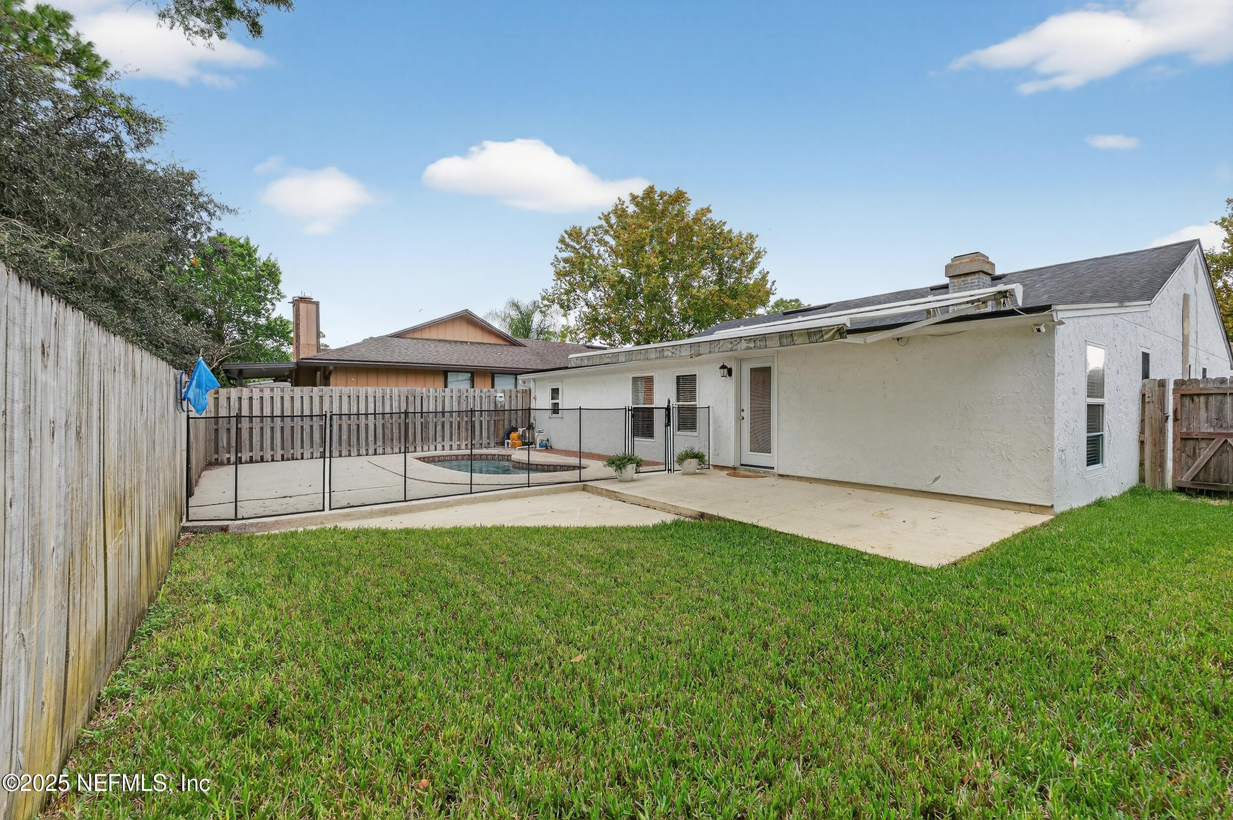 13046 S TWIN PINES Circle S