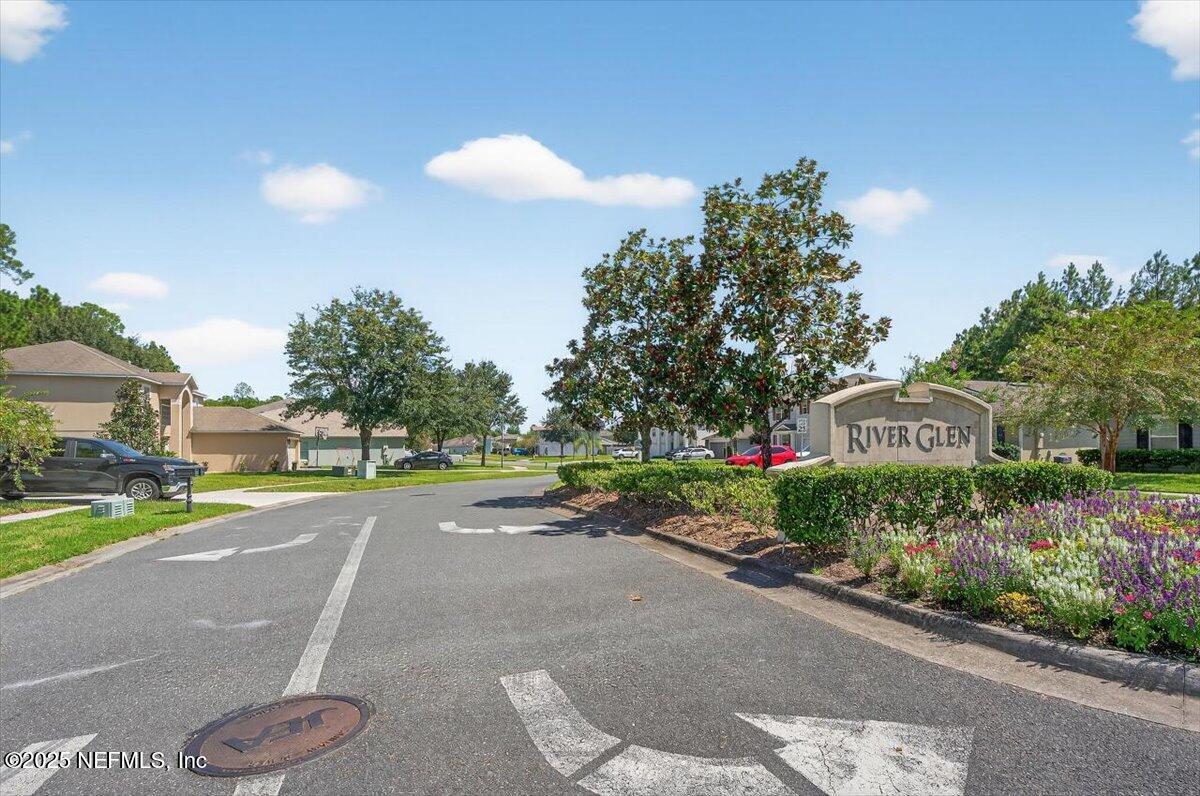 65226 FOREST GLEN Lane