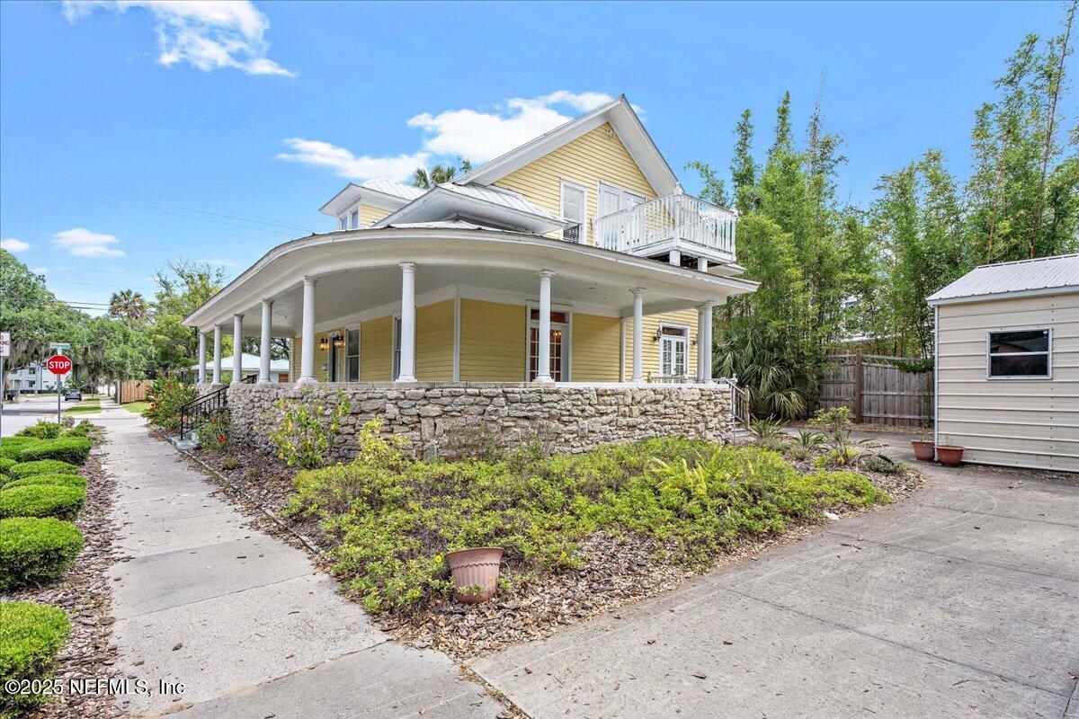 223 RAINEY Avenue