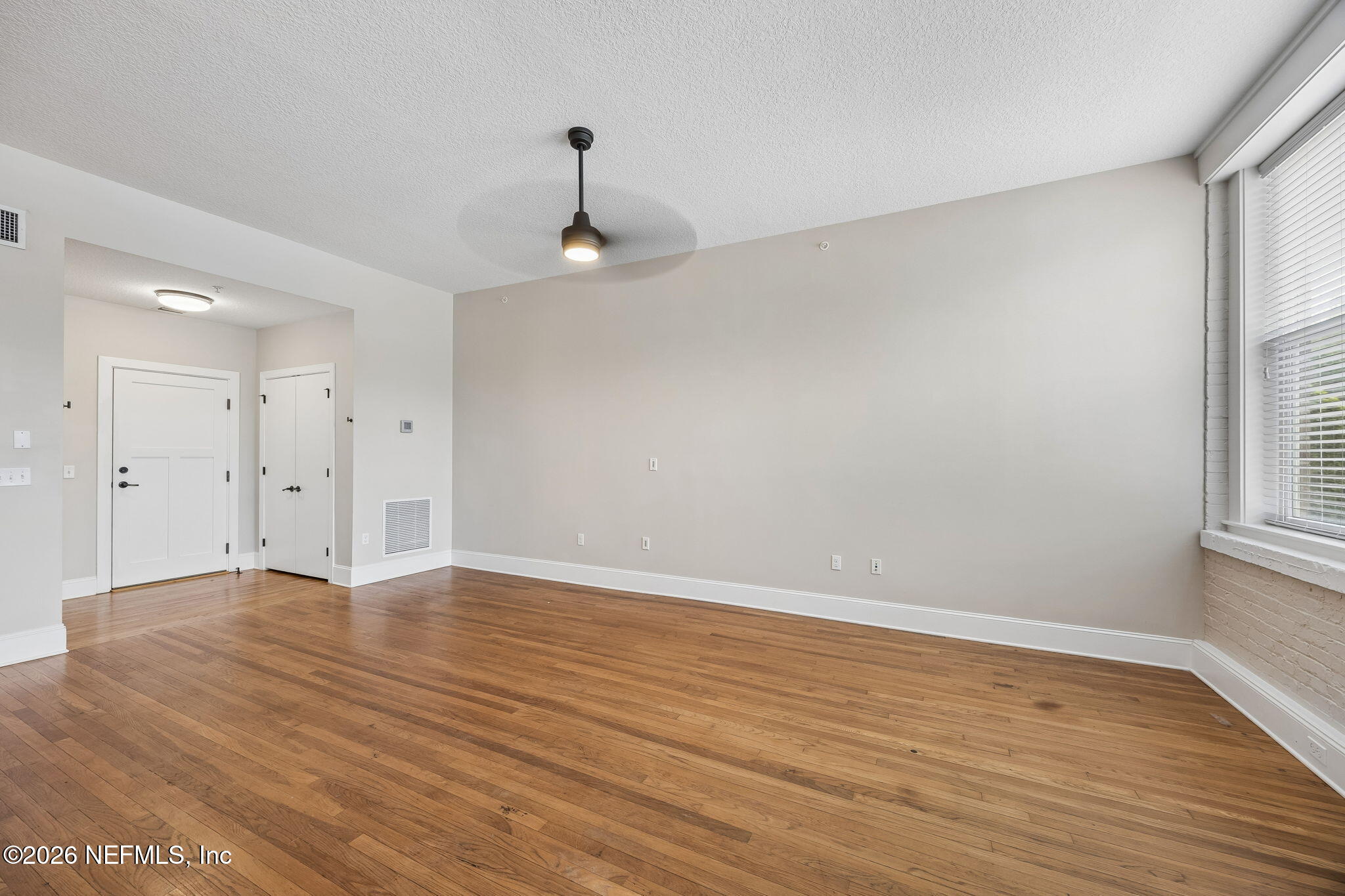 2525 COLLEGE Street 2102