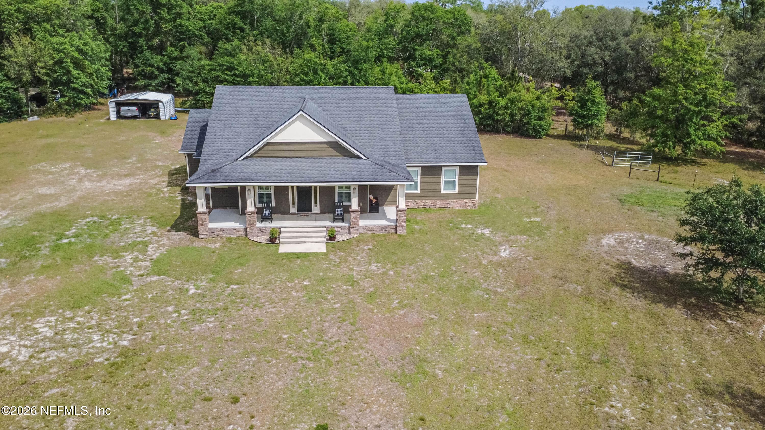 7016 OAKRIDGE Drive