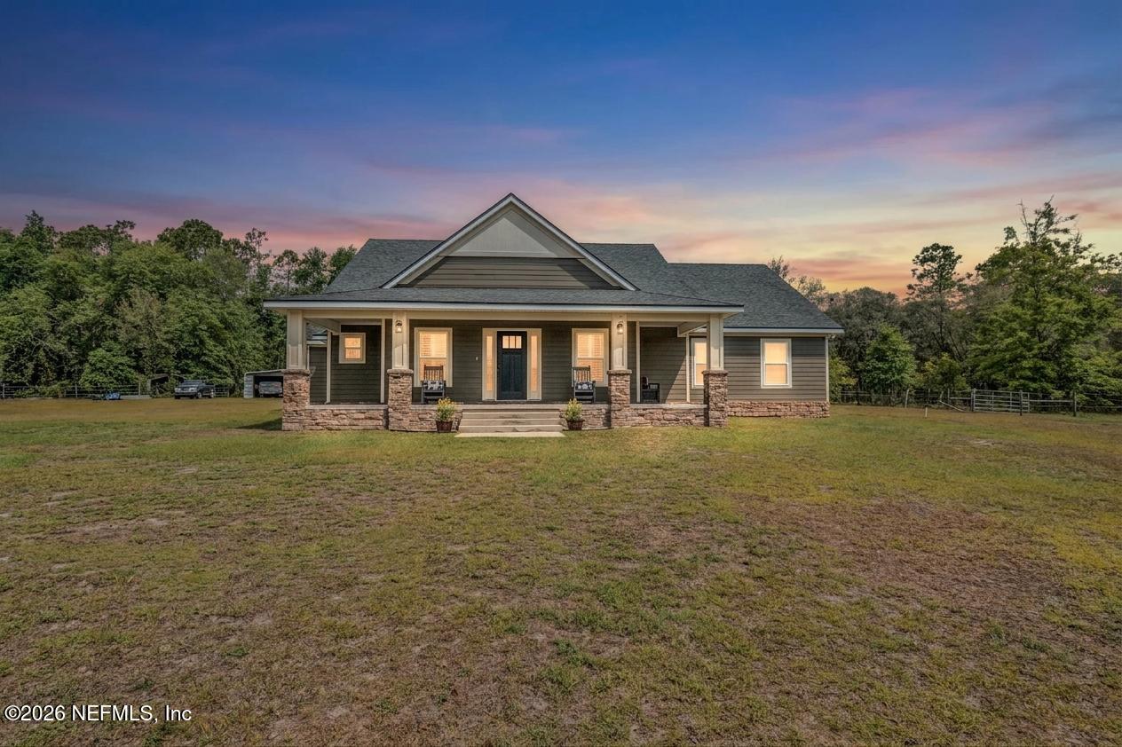 7016 OAKRIDGE Drive