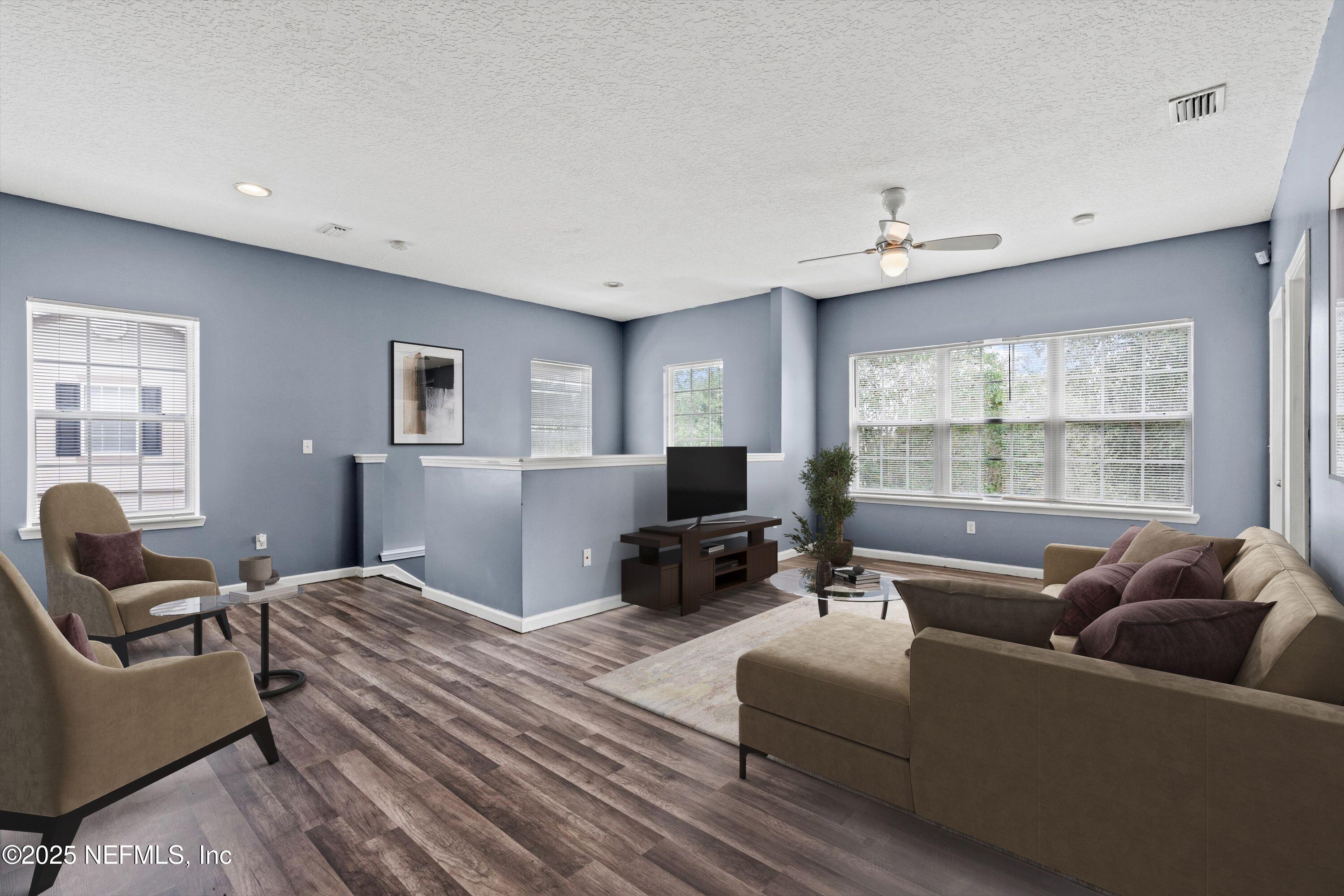 12301 KERNAN FOREST Boulevard 1702