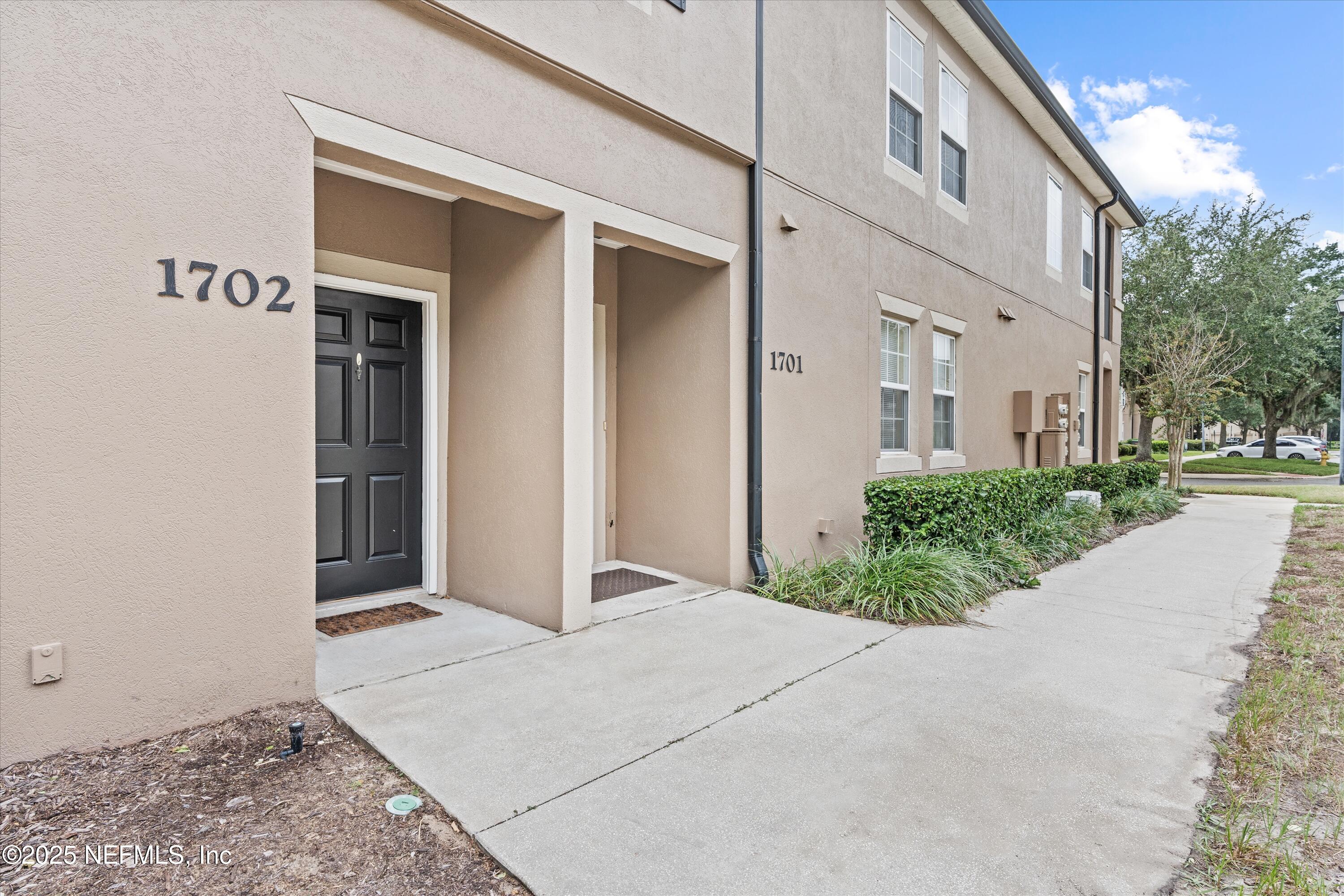 12301 KERNAN FOREST Boulevard 1702