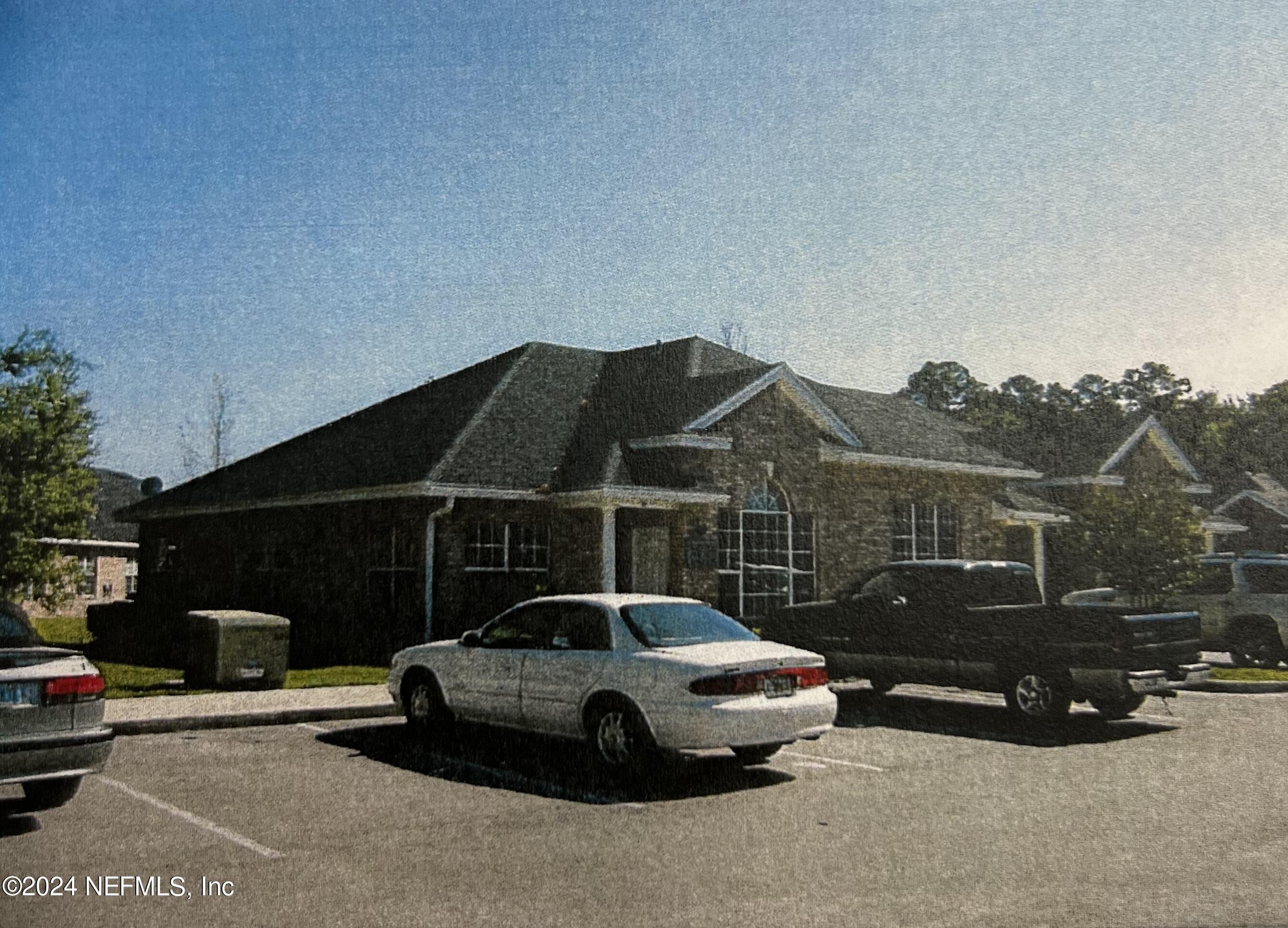 Jacksonville, FL home for sale located at 4745 Sutton Park Court Unit 302, Jacksonville, FL 32224