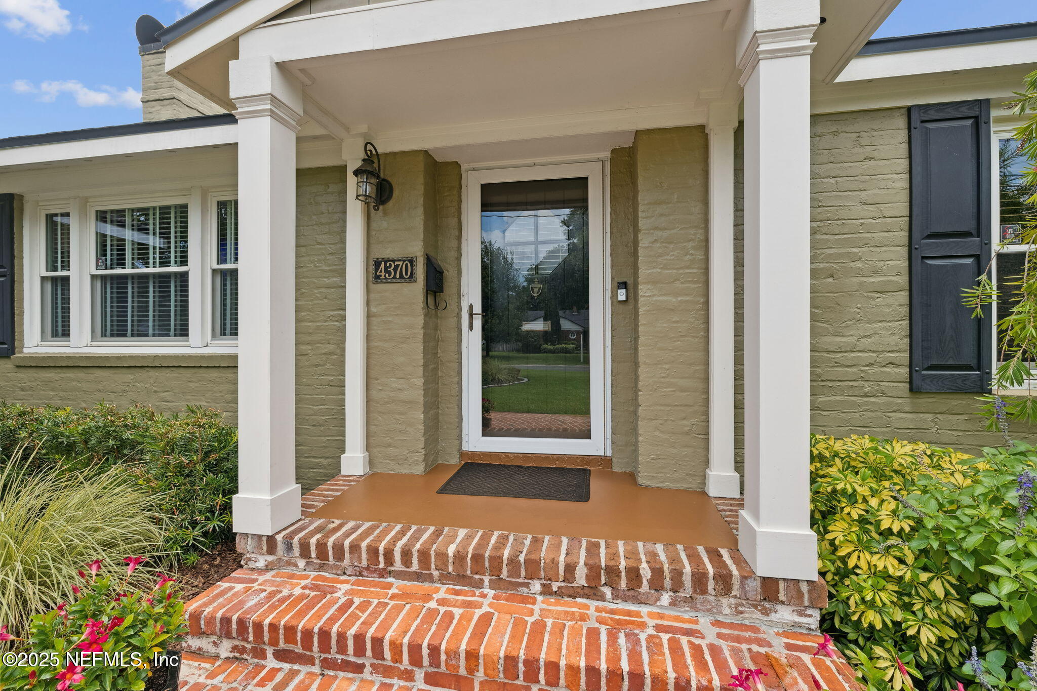4370 GADSDEN Court