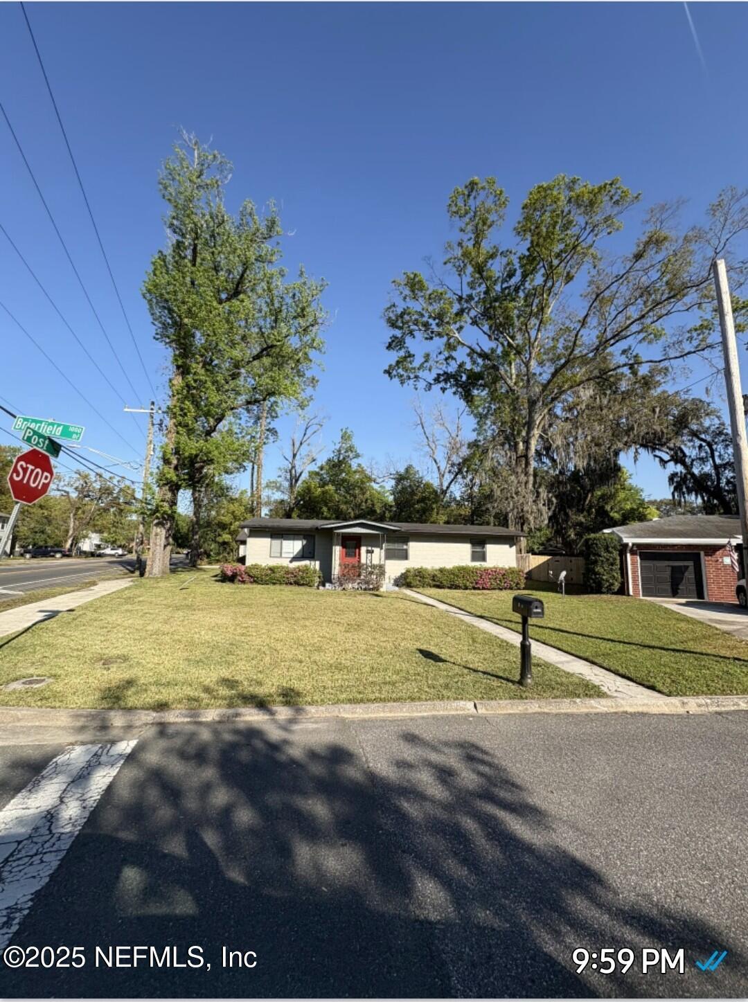 1003 BRIERFIELD Drive