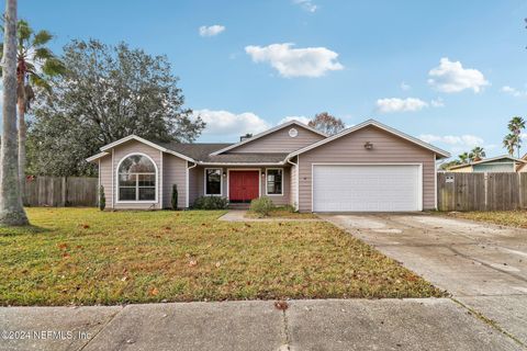 A home in Middleburg